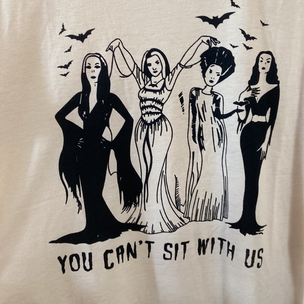 Fun Mean Girls Themed Halloween Graphic T-Shirt Tee Comfortable Casual XXL plus - Picture 2 of 4